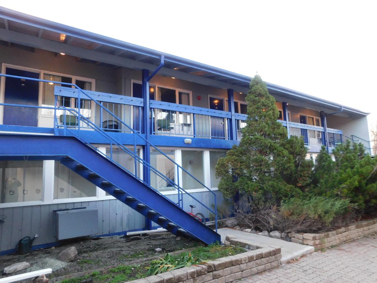 Lac du Bonnet The Lakeview Inn المظهر الخارجي الصورة